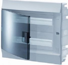 Gabinete en resina IP65 de semi-empotrar para 36 módulos