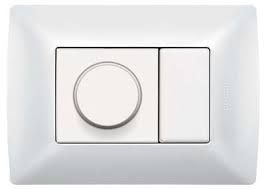 Dimmer rotativo Universal, 3 vias, con memoria, 240v, 2 mod