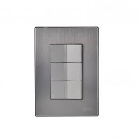 Placa armada Inox con 2 apagadores sencillos y 1 apagador escalera de 1 módulo plata